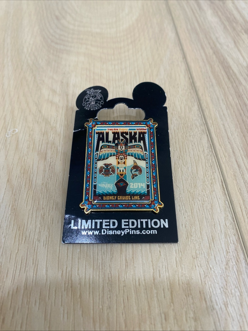 Limited Edition 2014 Disney Cruise Line Alaska Trading Pin /3000